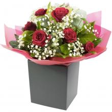 6 Red Roses in a gift Box 6 Red Roses in a gift Box
